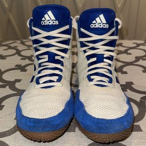 MENS ADIDAS TECH FALL 2.0K WRESTLING SHOES SIZE 11